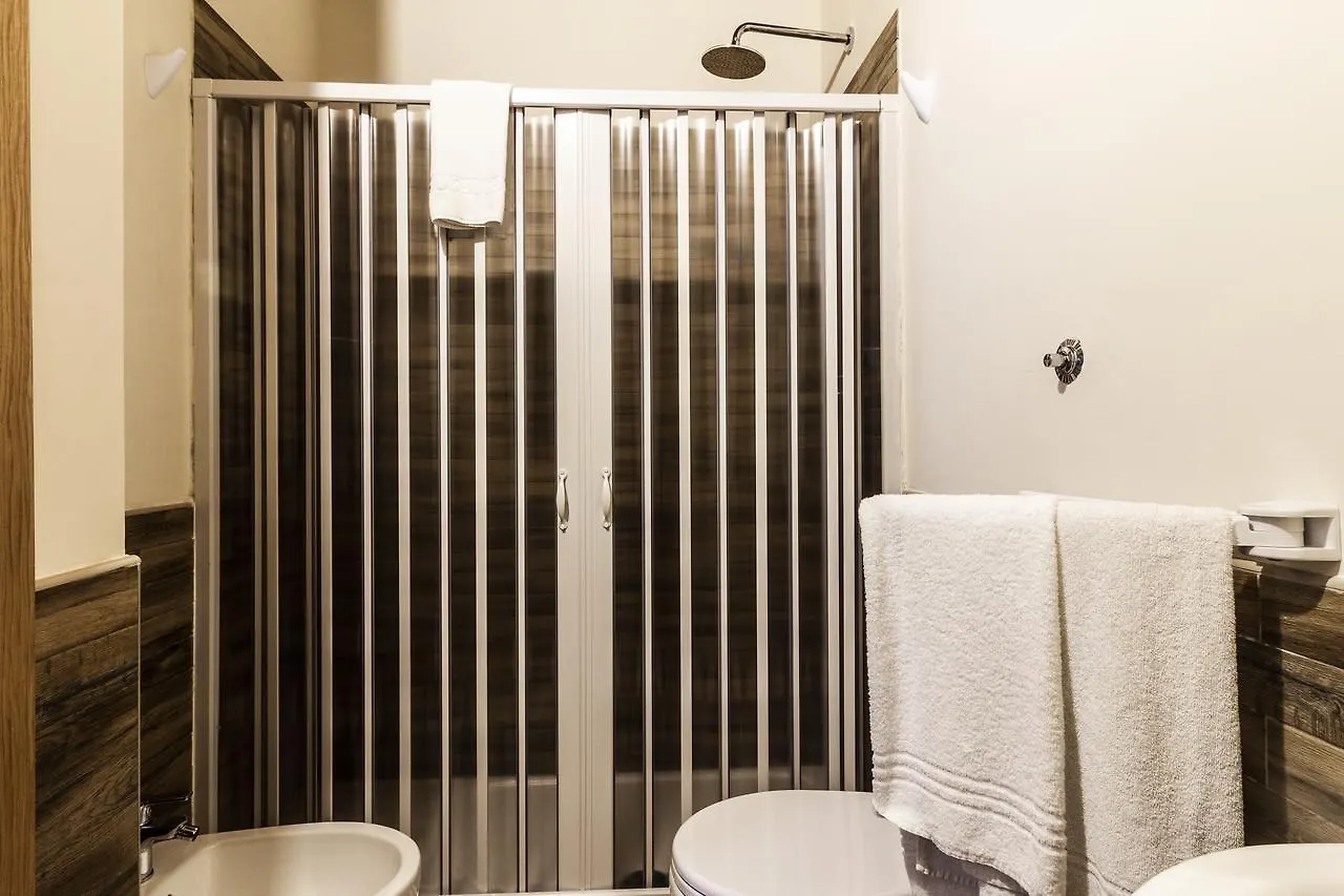 Flori'S Bed & Breakfast Viareggio