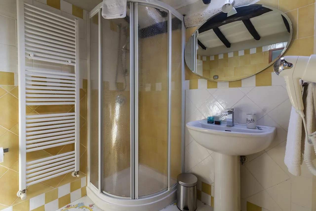Flori'S Bed & Breakfast Viareggio