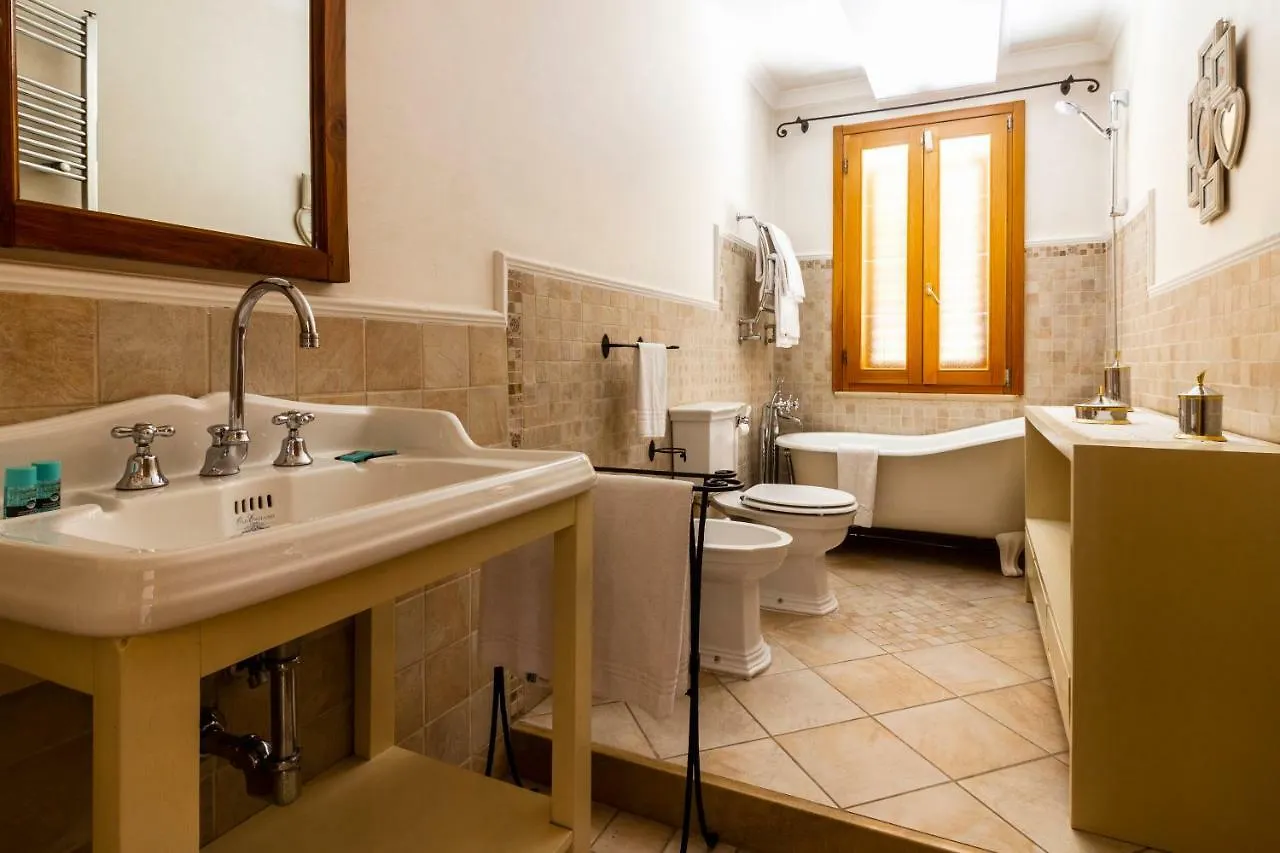 Flori'S Bed & Breakfast Viareggio 3*,